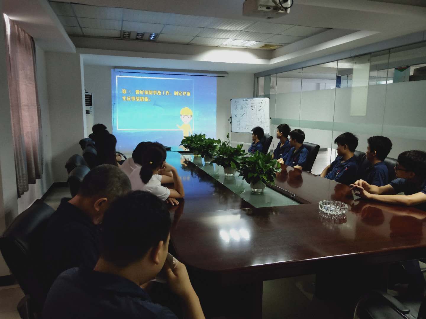 注塑機(jī)制造廠家 注塑機(jī)制造廠家